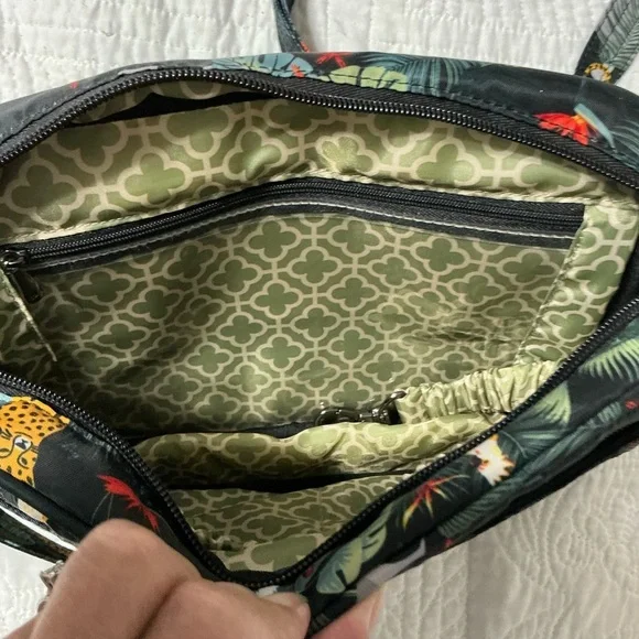 Carousel XL LUG Bag “Wildlife Black” - Picture 8 of 16